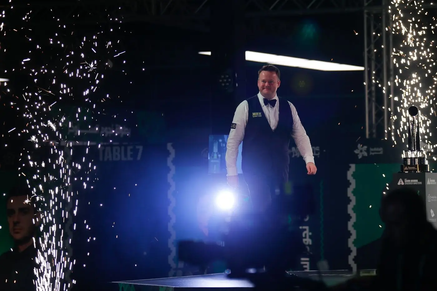 次跻身排名, 万不会受困, 分领先