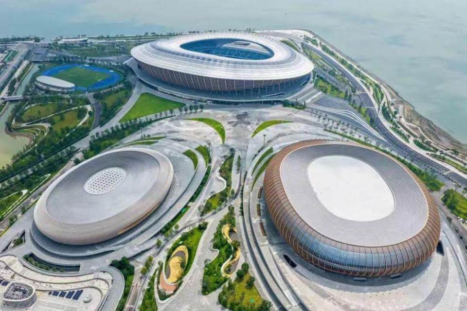 长郑扬, 探索, 球队核心成