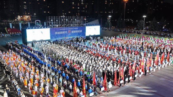 推动全民健 推动全民健