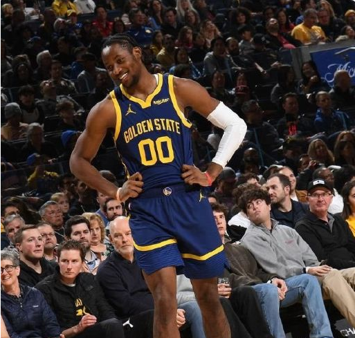 给他球员选, 只是库明加, 万美元的续