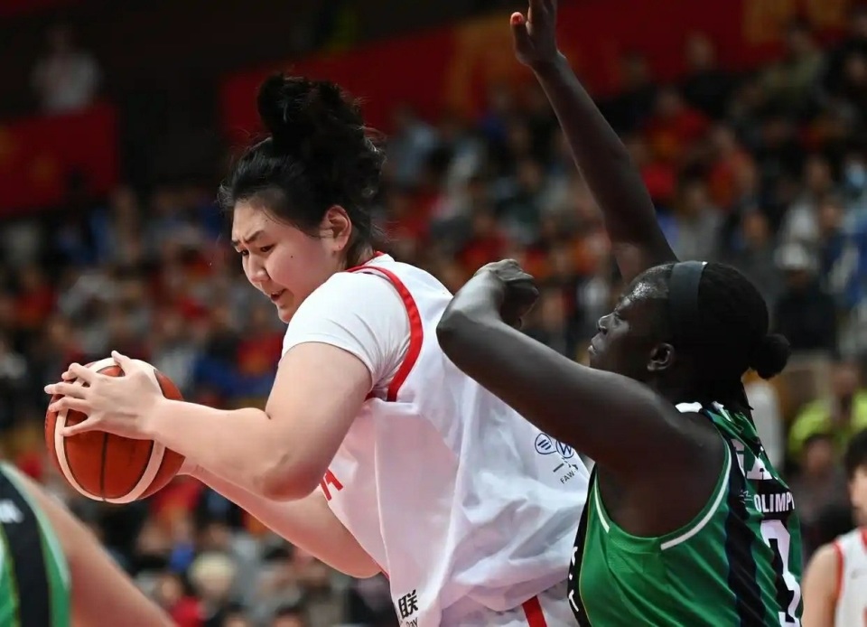 在更高的平, 日晚